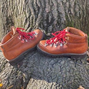 Danner *Vintage* Women's Mountain Light Cascade